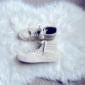 Vans High Top Suede Sneakers Youth Size 5.5 Y / Womens 7 White / Light Grey